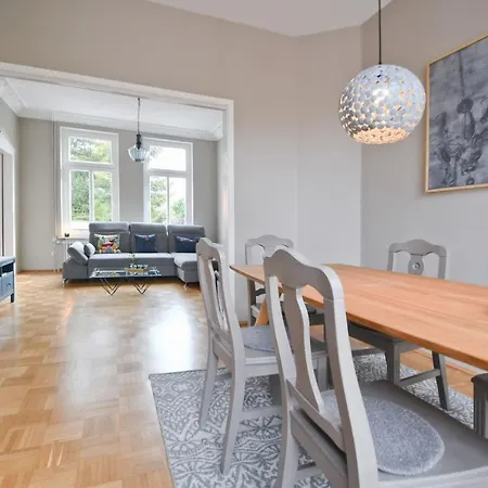 Stadtvilla Stoehr * ノルデン
